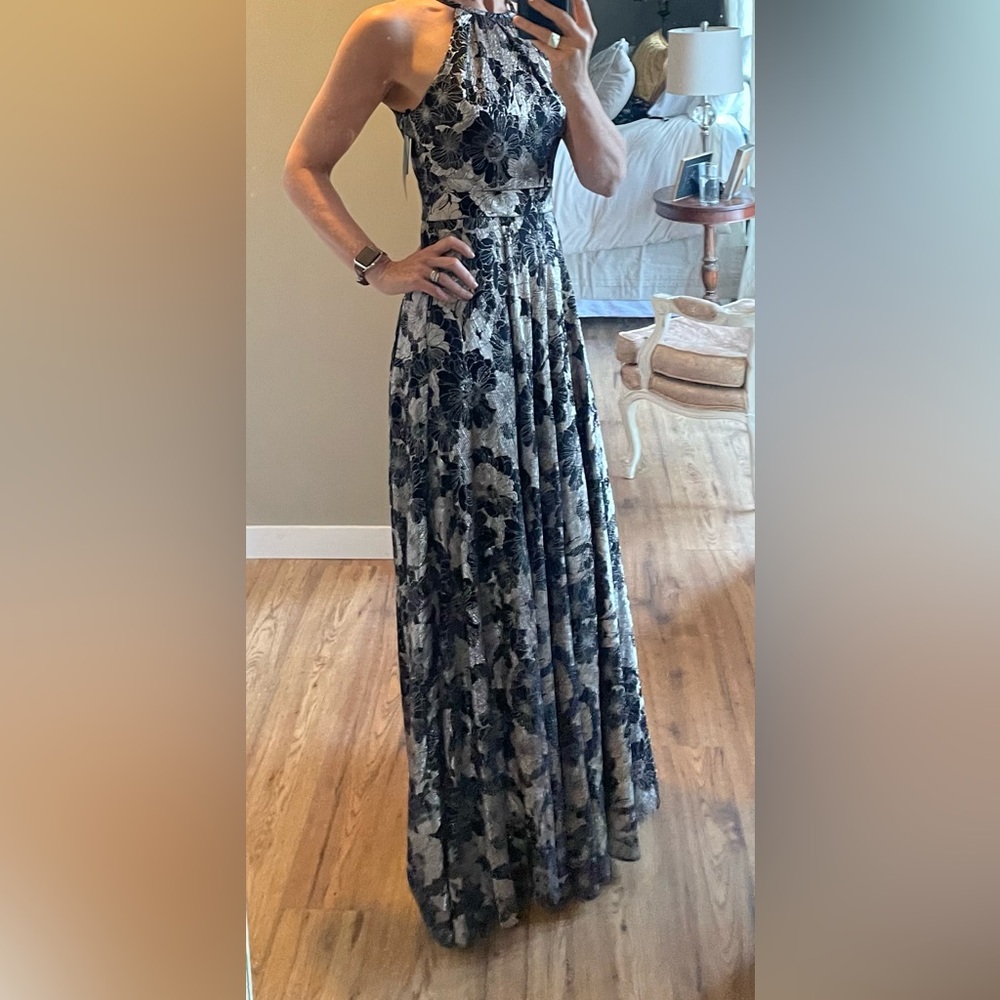 Elegant Black and Gray Floral Skirt